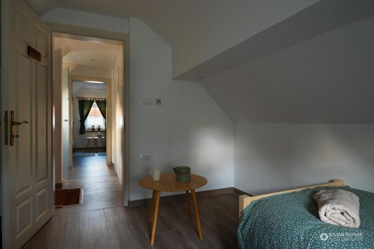 Cherry House - Cosy House - Ideal For Bear Watching, In The Neighborhood Of The Medieval Sneznik Castle Stari Trg pri Lozu Bagian luar foto